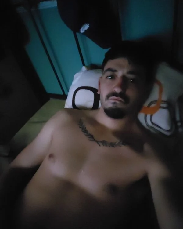 andaluz-69 Adlı Modelin Çevrimdışı XXX Sohbeti