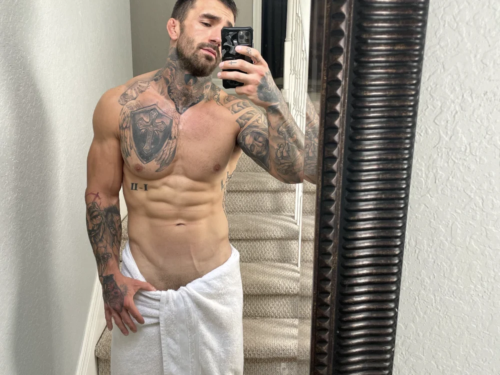 BigDickDesperado offline chatrum
