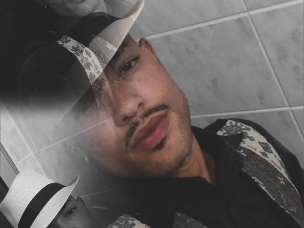 mineirosafado761 Offline XXX Chat