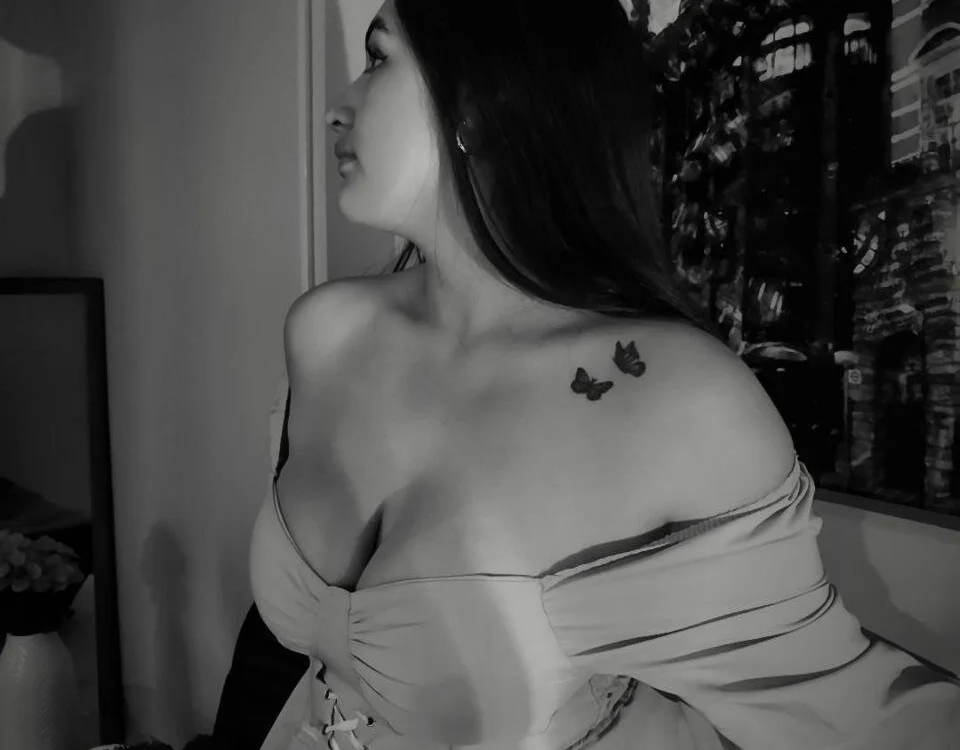 Bombshell_bianca 离线XXX聊天