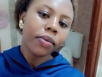 Coshyna Female Ebony Webcam Adult
