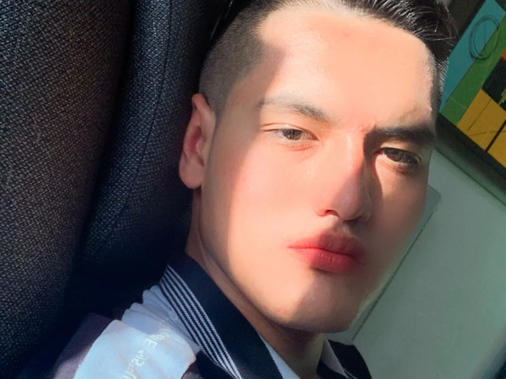 alexander_grey80 Chat XXX offline