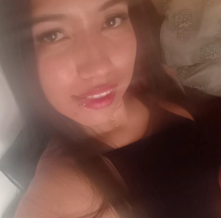 Violettroose Obrolan XXX Offline