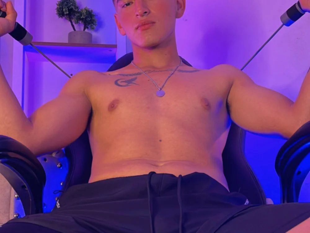 ห้องแชทออฟไลน์ของ RonnyCurls_