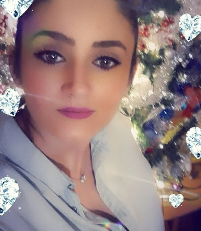Kim_Divine's Offline Chat Room