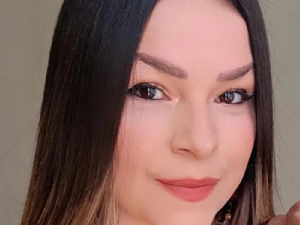 Alessiamckenzie's Offline Chat Room