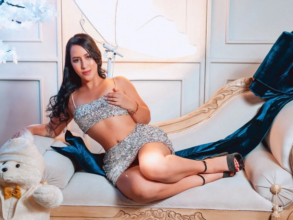 Natasha_Kiim_ Adlı Modelin Çevrimdışı XXX Sohbeti