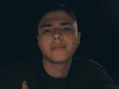Keniujg_19