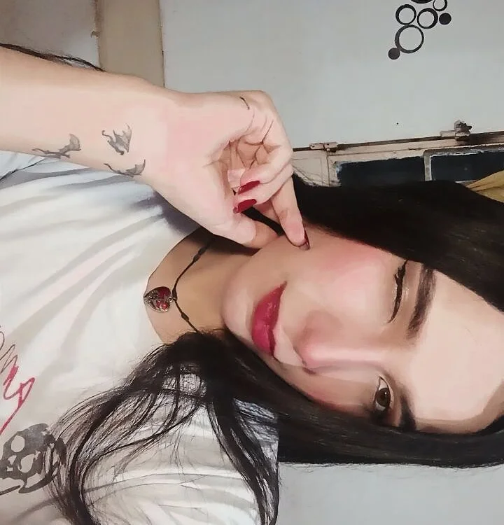 khaleesi2513's Offline Chat Room