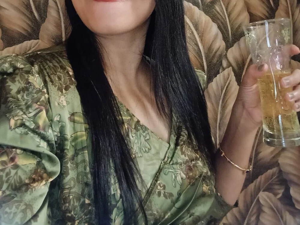 Ishaa_03 Chat XXX Ngoại tuyến