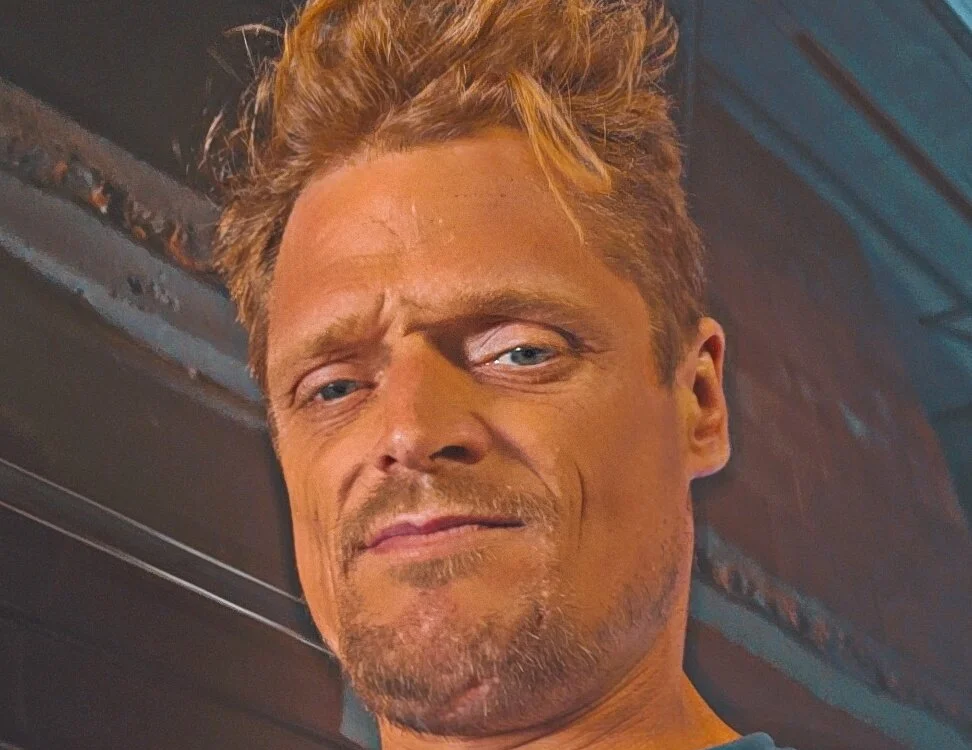 Sembang XXX Luar Talian Svenslut