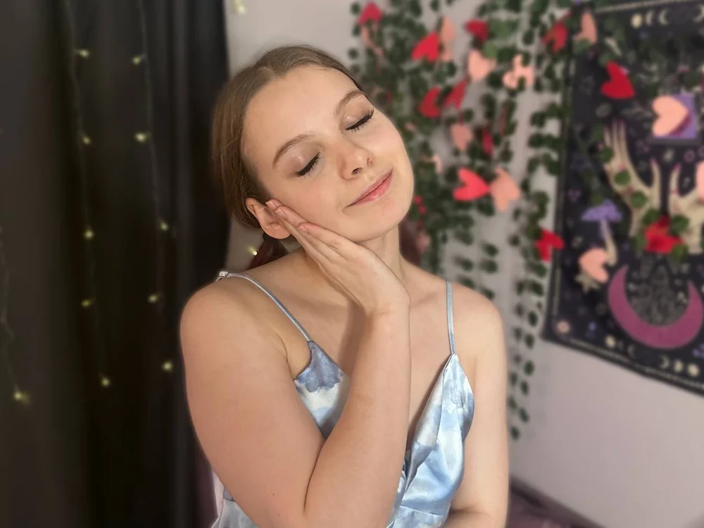 shyaisha offline XXX-chat