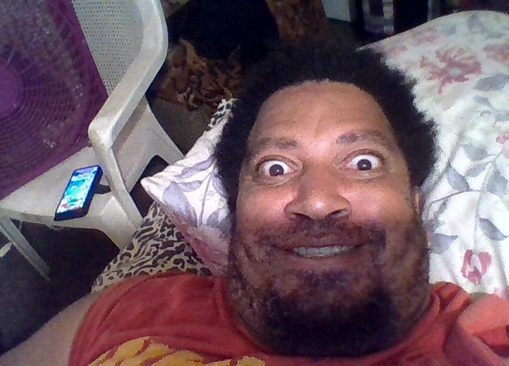 erotic666's Offline Chat Room