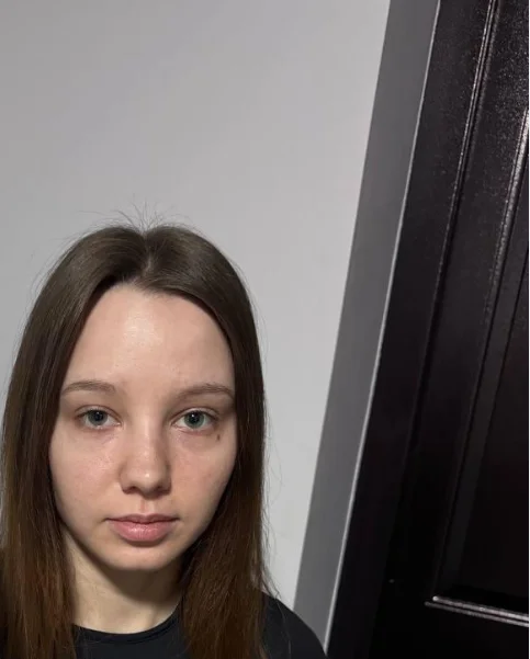 lolytaberry Offline XXX-chat