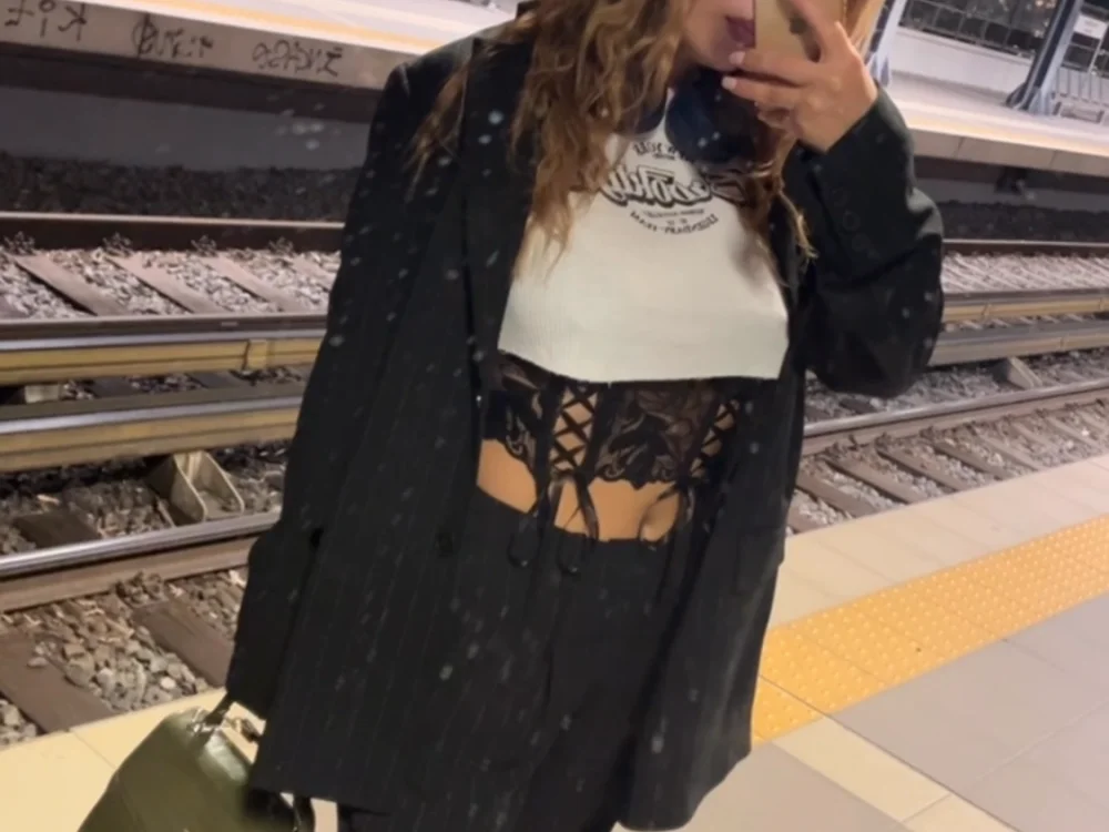 Sexy_Bulgarian_woman Offline XXX-chat