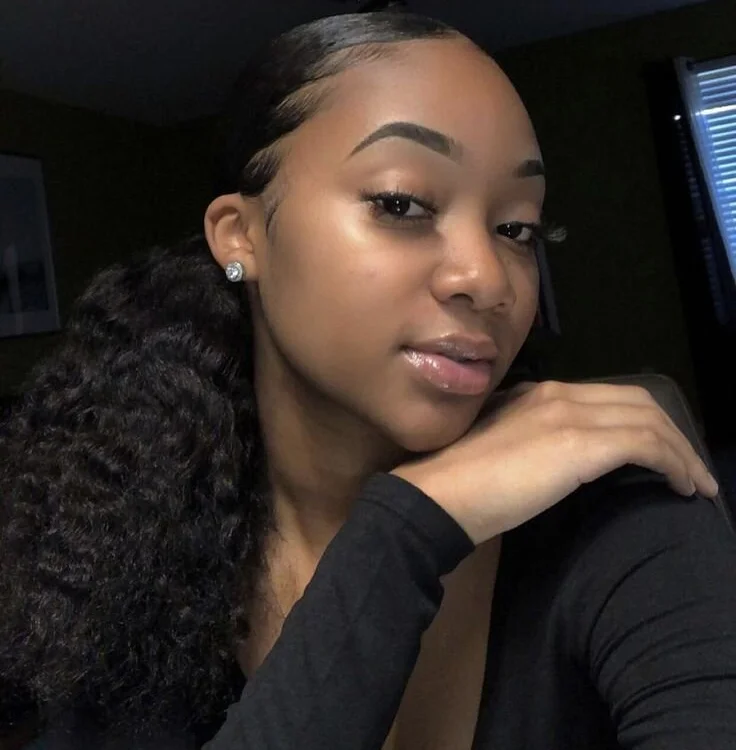 Oliviana_Smith's most recent online preview