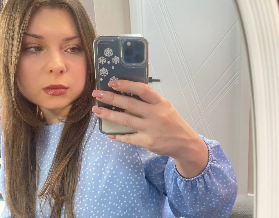 Brenda_Johnsson offline chatrum