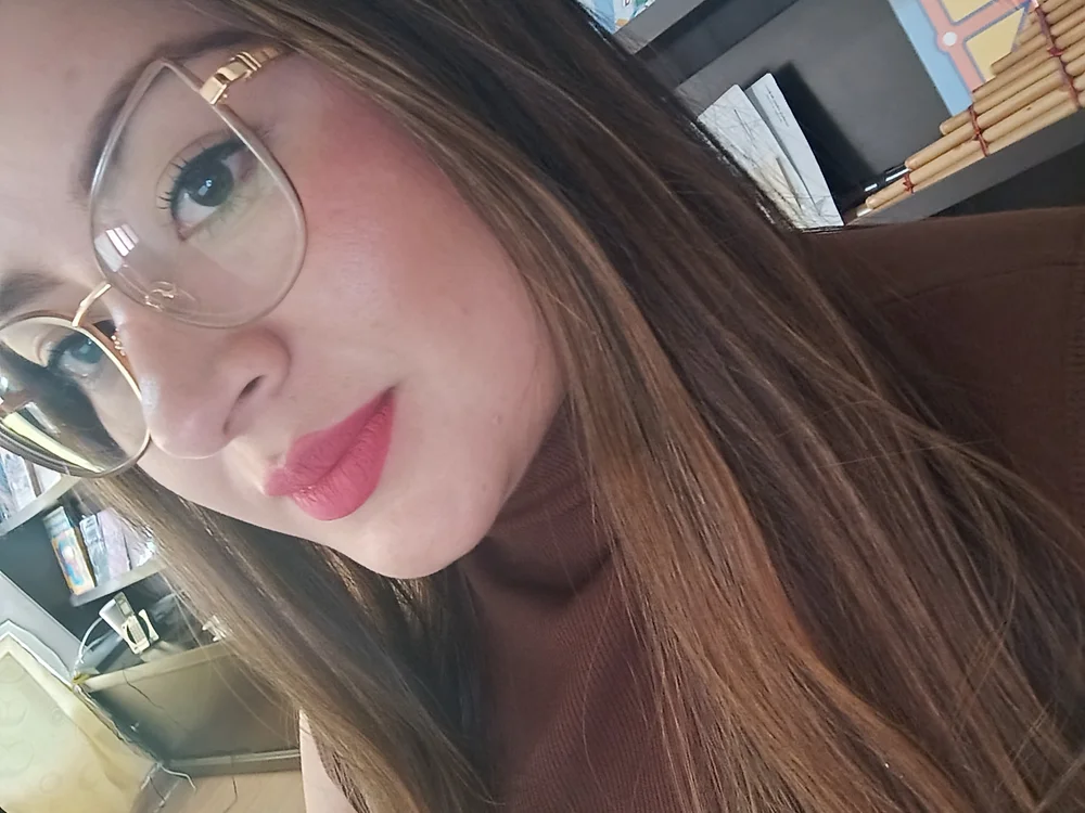 LunaDiaz999's Offline XXX Chat