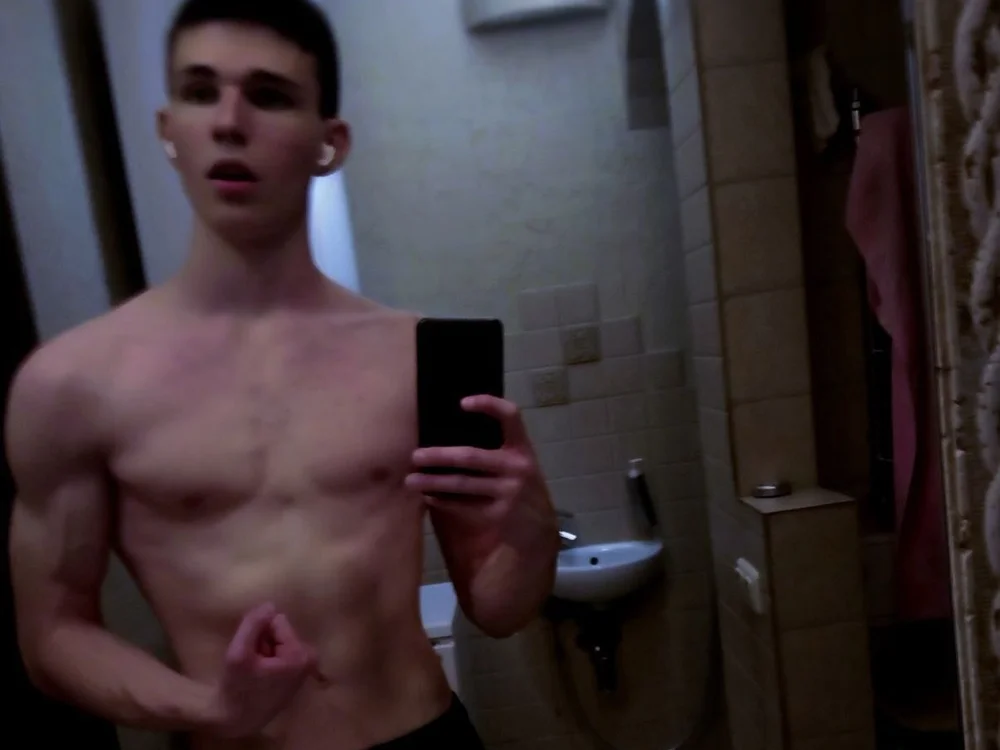richard_kaupo Offline XXX Chat