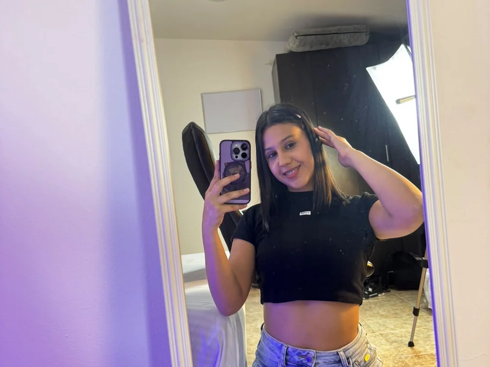 Offline XXX chat Ariana_rousee