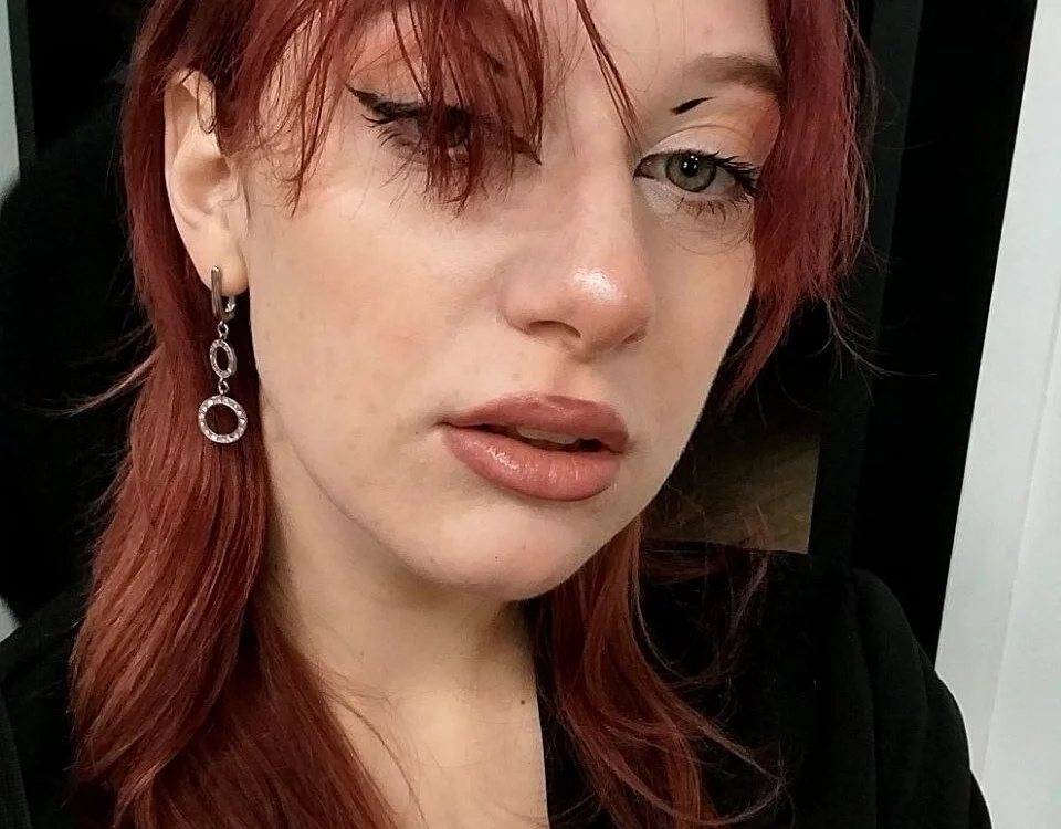 Lily_Ember: онлайн-секс-чат