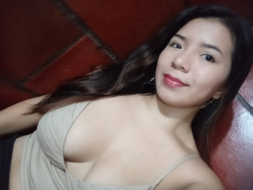 charlottenaughty4u offline chatrum
