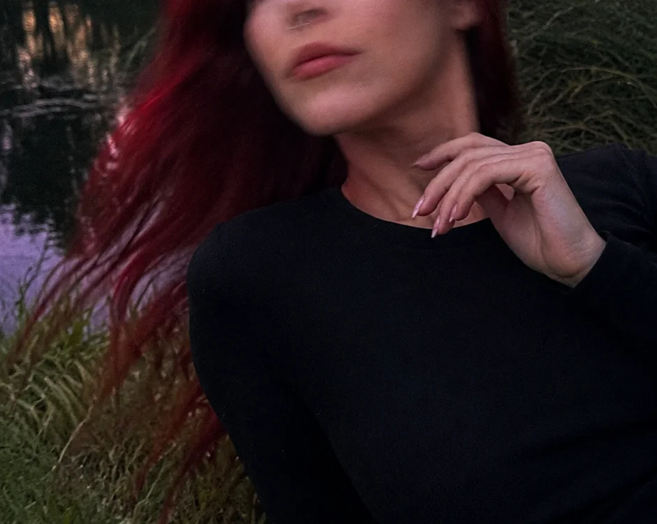 Eliza_Red_'s Offline XXX Chat