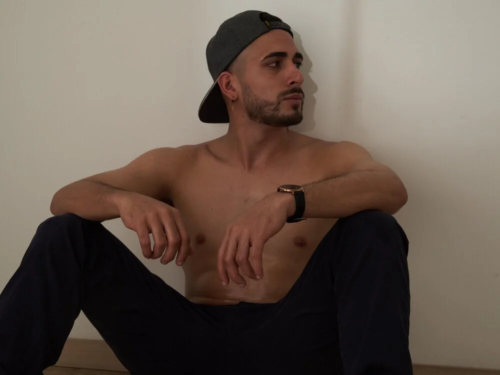 Офлайн-чат XXX RyanCarter_