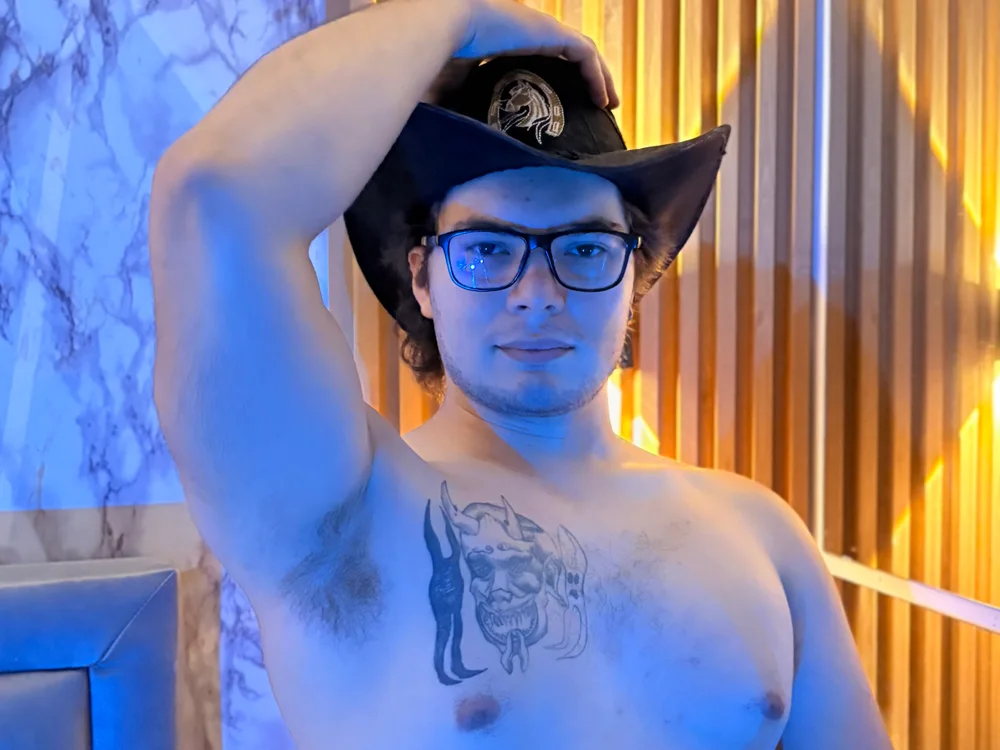 Milo_scorpio Chat XXX offline
