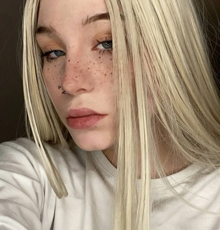 DarlineHarn's Offline XXX Chat