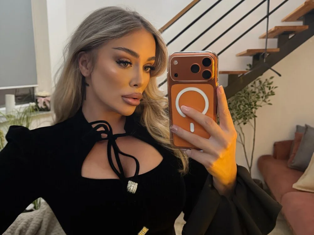 addasweet23's Offline XXX Chat