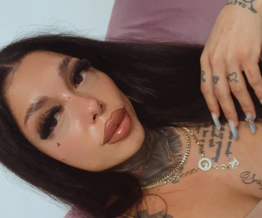 InkedBaddieX Offline XXX-chat