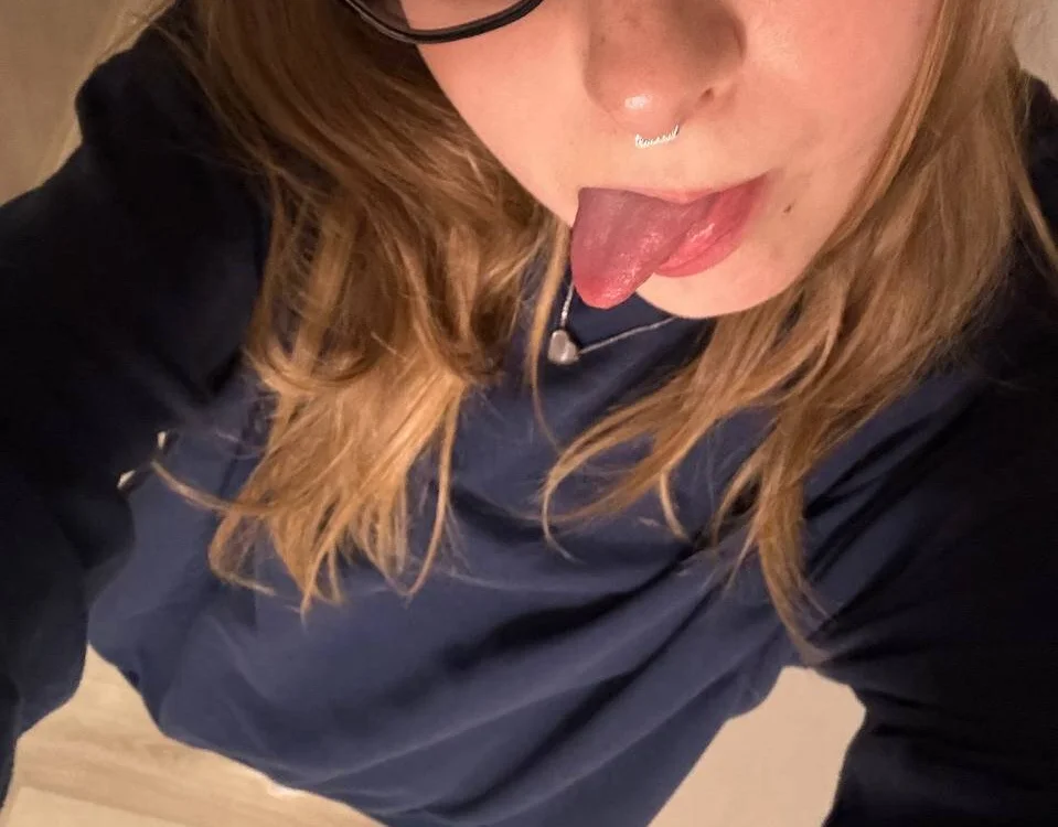 Midnight_Mia_ offline chatrum
