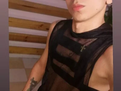 hot_toy_boy_ profile