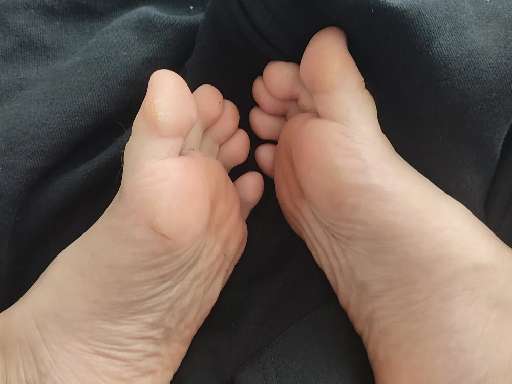 kinkyfootbliss অফলাইন XXX চ্যাট