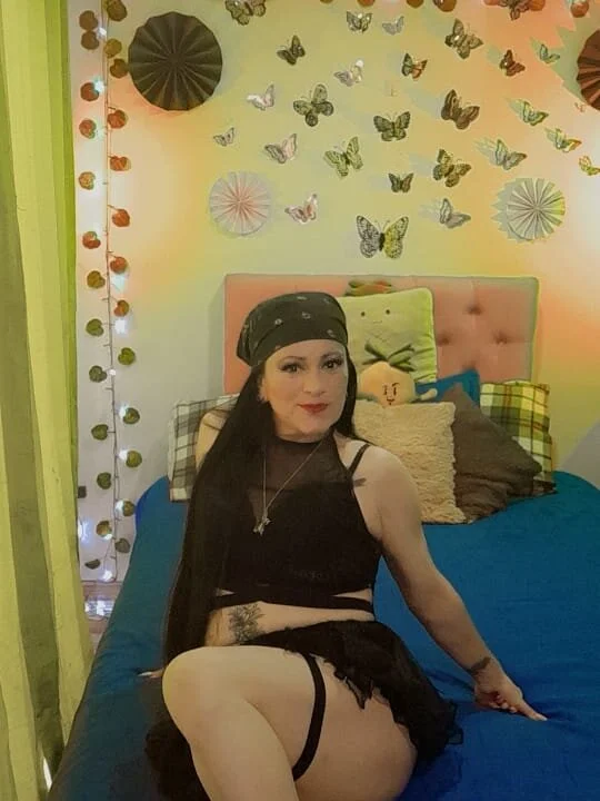 Keka_teiku অফলাইন XXX চ্যাট