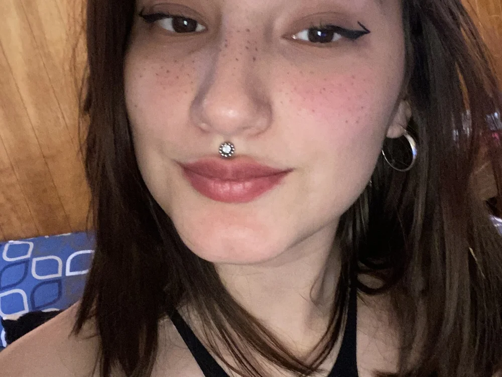 Caooos_hot's Offline Chat Room