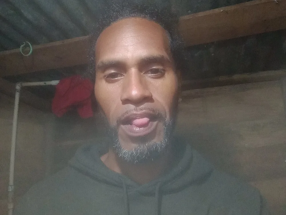 Javier1333 Offline XXX-Chat