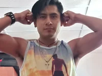 darielsalinas webcam model