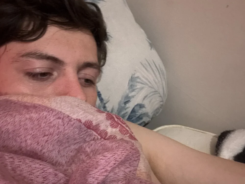 AmMadness: συνομιλία ΧΧΧ εκτός σύνδεσης