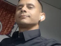 MorenoVnz90 live cam preview