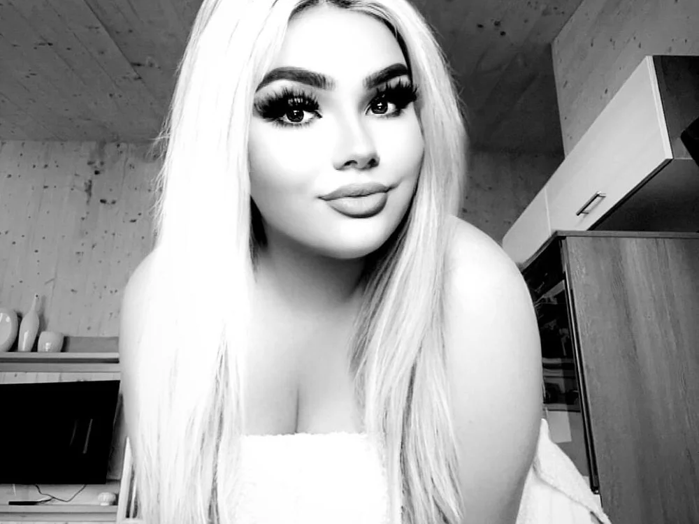 Barbie_Boobs' Offline XXX Chat