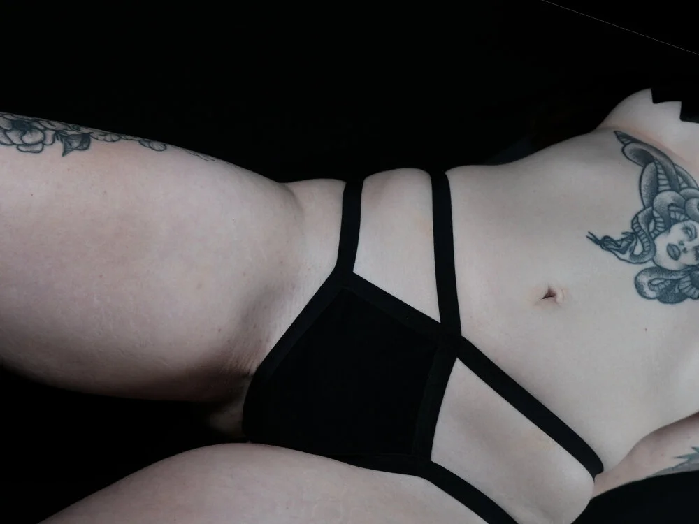 mistress_larentiah's Offline XXX Chat