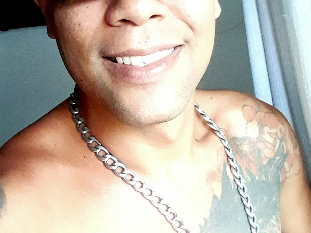 DomJuan1993's Offline XXX Chat