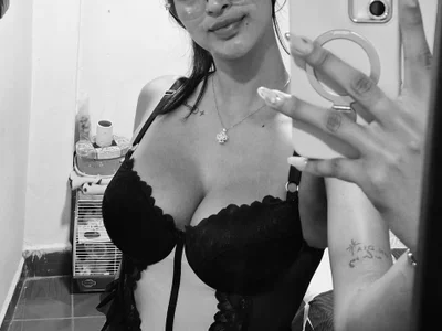 Carolaine_adams - Girl 