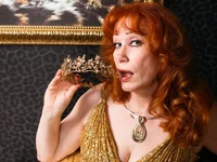 دردشة CrazyMomy الجنسية المباشرة