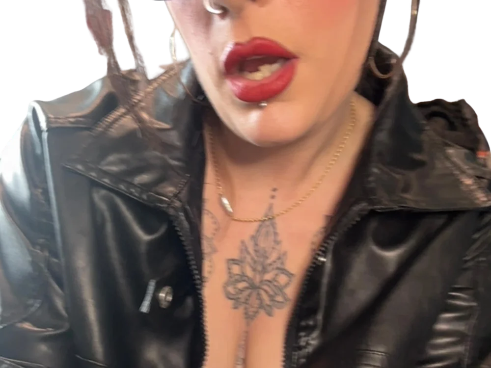 Itsivybelle_filthymilfuk's Offline XXX Chat