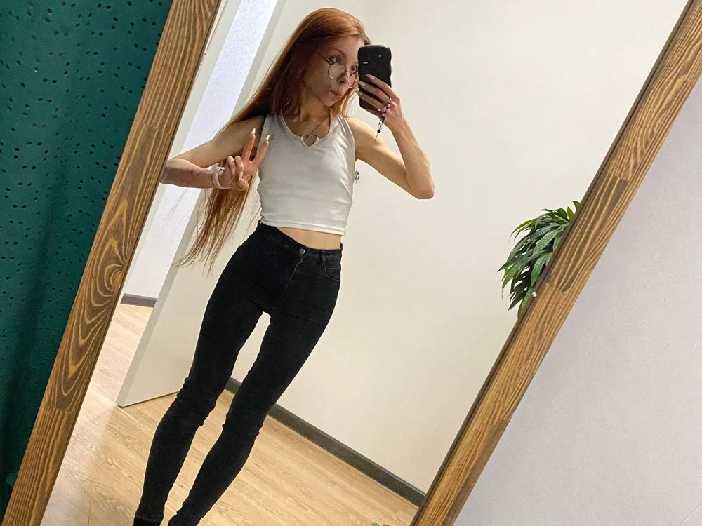 Offline XXX chat modela Star_Tarra