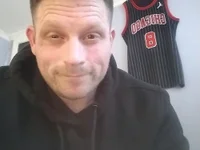 Модель curiouscock38