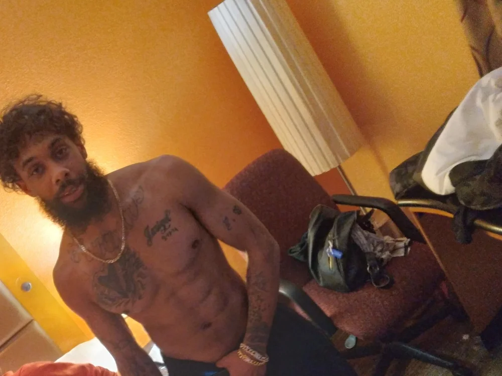 kingDickdown: δωμάτιο συνομιλίας εκτός σύνδεσης